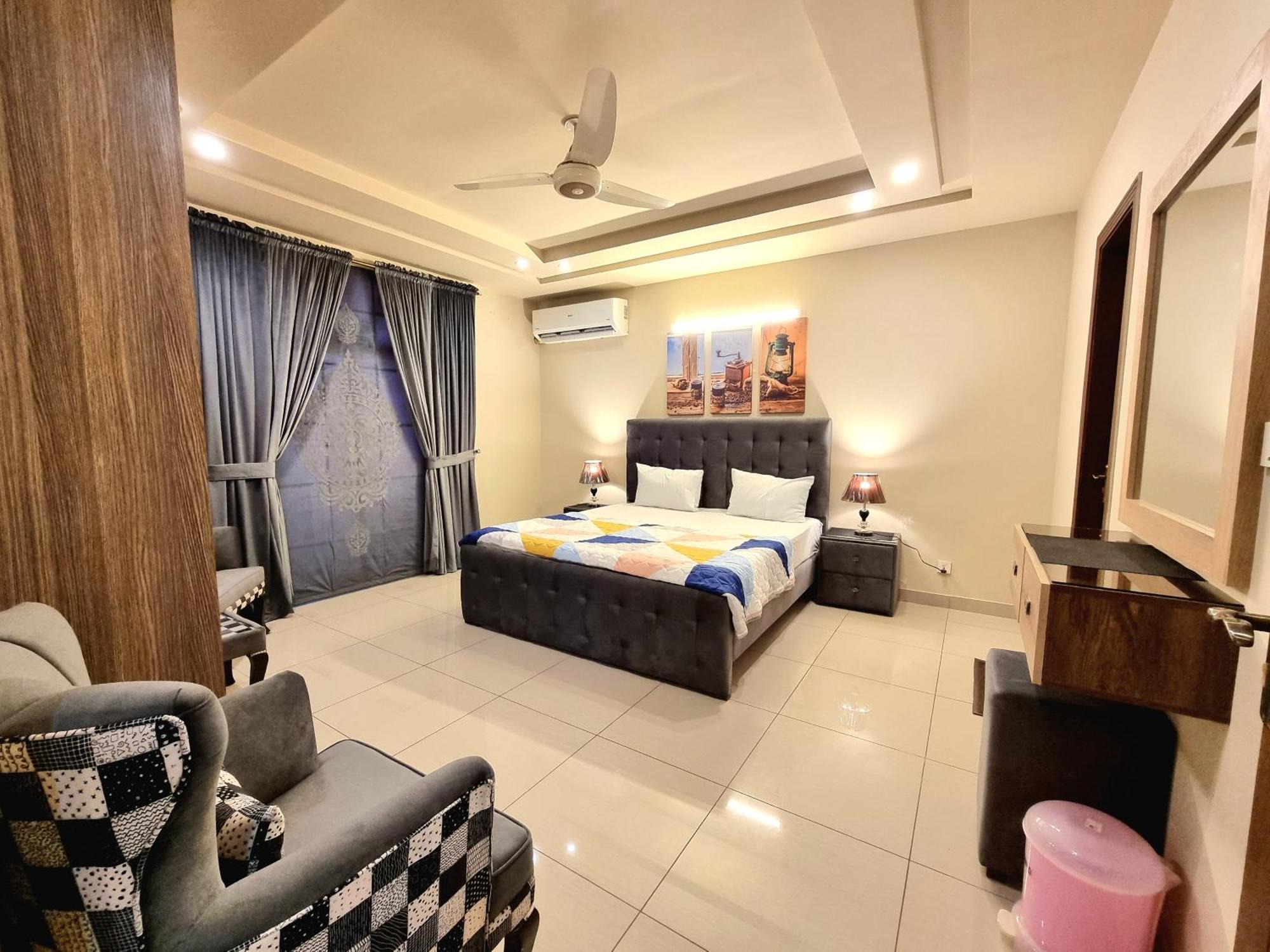 Executive 3 Bedrooms Apartment In Bahria Town 拉瓦尔品第 外观 照片