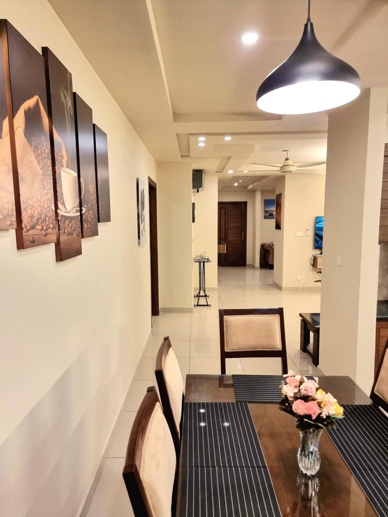 Executive 3 Bedrooms Apartment In Bahria Town 拉瓦尔品第 外观 照片