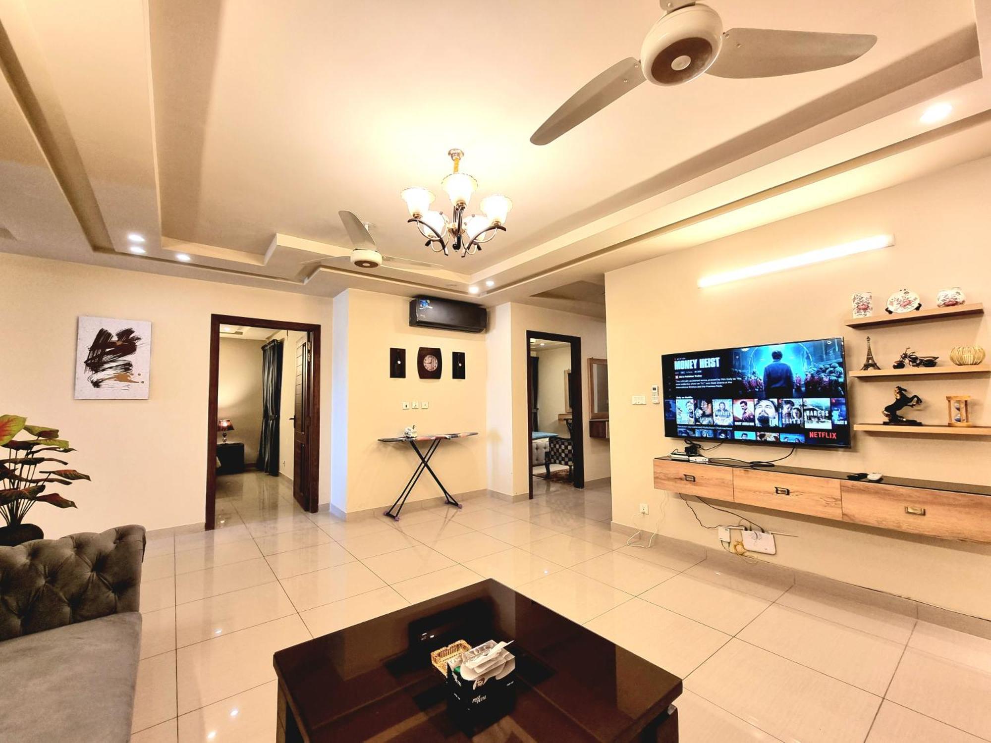 Executive 3 Bedrooms Apartment In Bahria Town 拉瓦尔品第 外观 照片