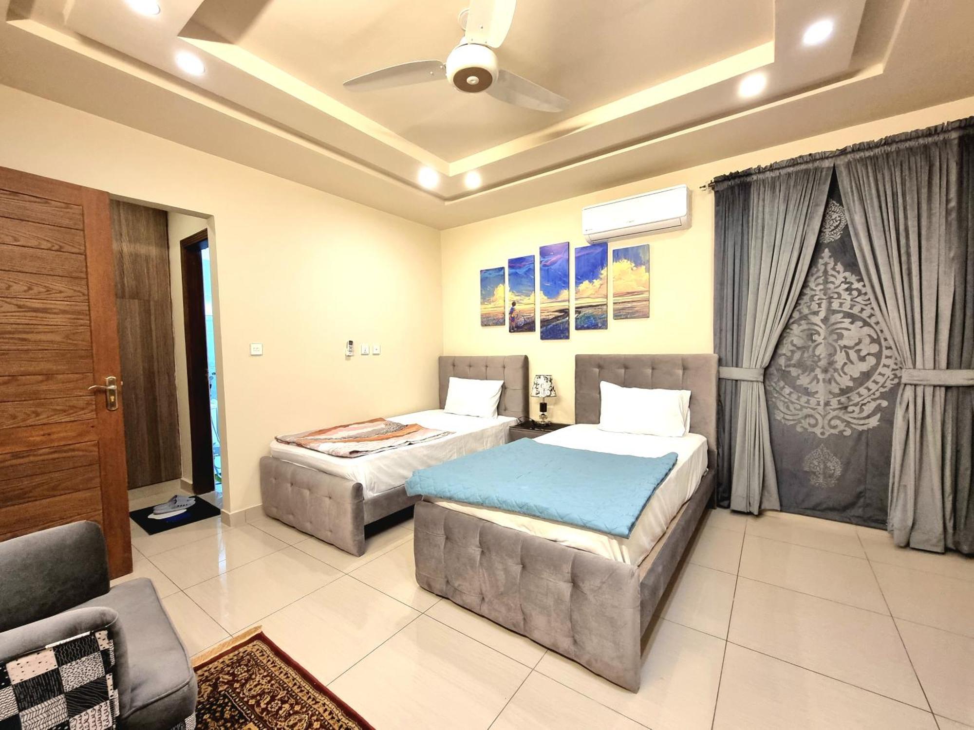 Executive 3 Bedrooms Apartment In Bahria Town 拉瓦尔品第 外观 照片