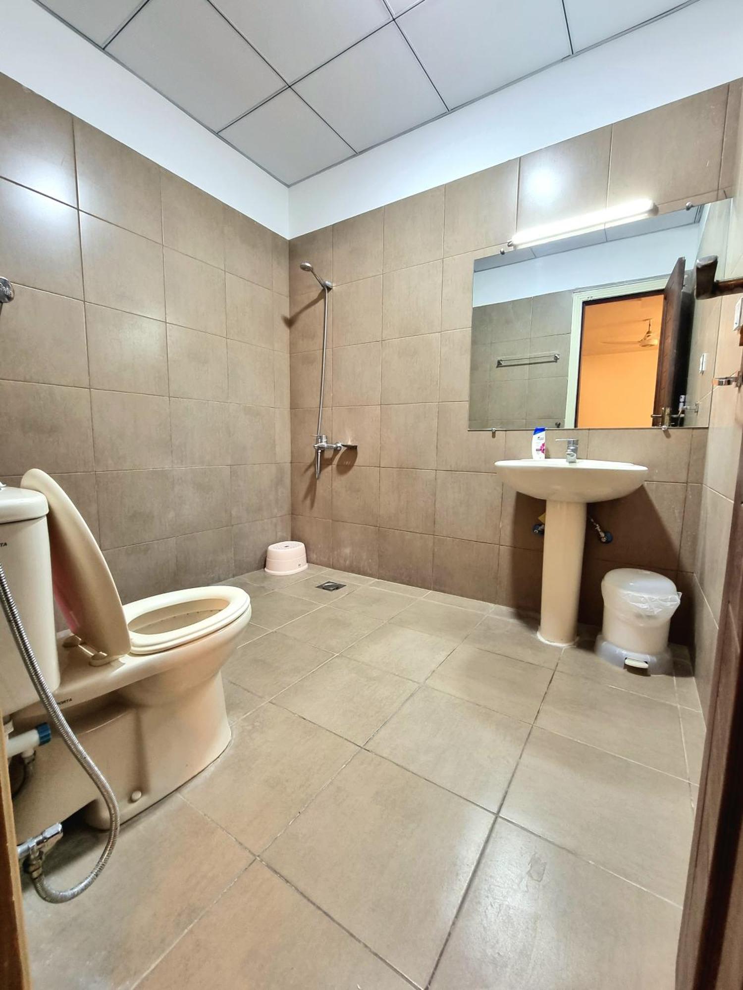 Executive 3 Bedrooms Apartment In Bahria Town 拉瓦尔品第 外观 照片
